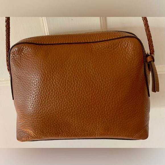 Tory Burch EUC Tory Burch Taylor Camera Crossbody Bag - Picture 5 of 15